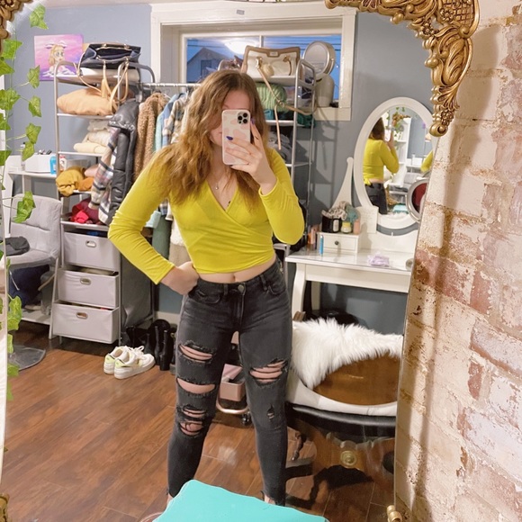 Black distressed jeans - Picture 1 of 4